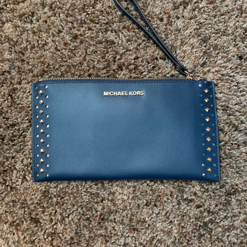 Michael Kors wristlet